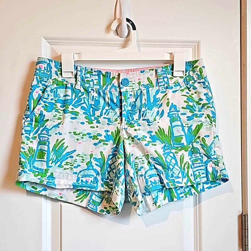 Lilly Pulitzer High Beams Lighthouse Callahan Short in Women's 6 EUC 100% Cotton
